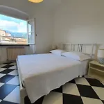 Mazzini Chiosco Vicino A Portofino * Rapallo